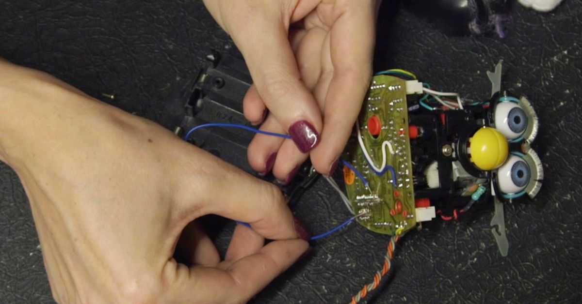 Furby hell: this week in tech, twenty years in the past